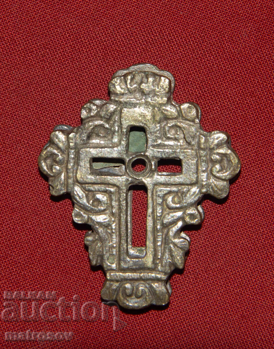 Χειροποίητος παλιός ασημένιος σταυρός, μενταγιόν με τιμή 120.00 BGN | € 61.36