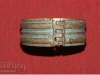 Παλαιό παραδοσιακό ασημένιο βραχιόλι κόσμημα