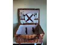 Coș minunat din ratan pentru picnic pentru doi