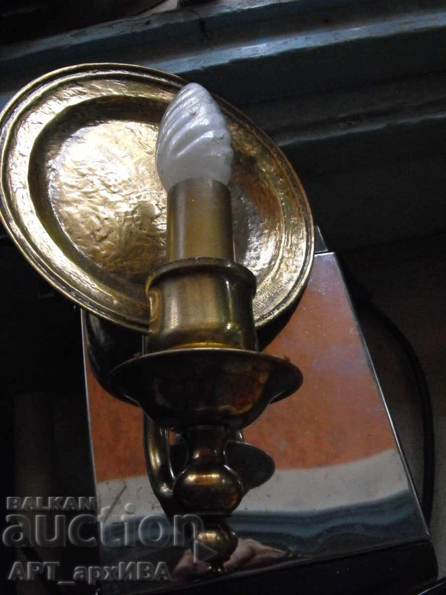 Απλίκα για ηλεκτρική λάμπα Απλίκα για ηλεκτρική λάμπα