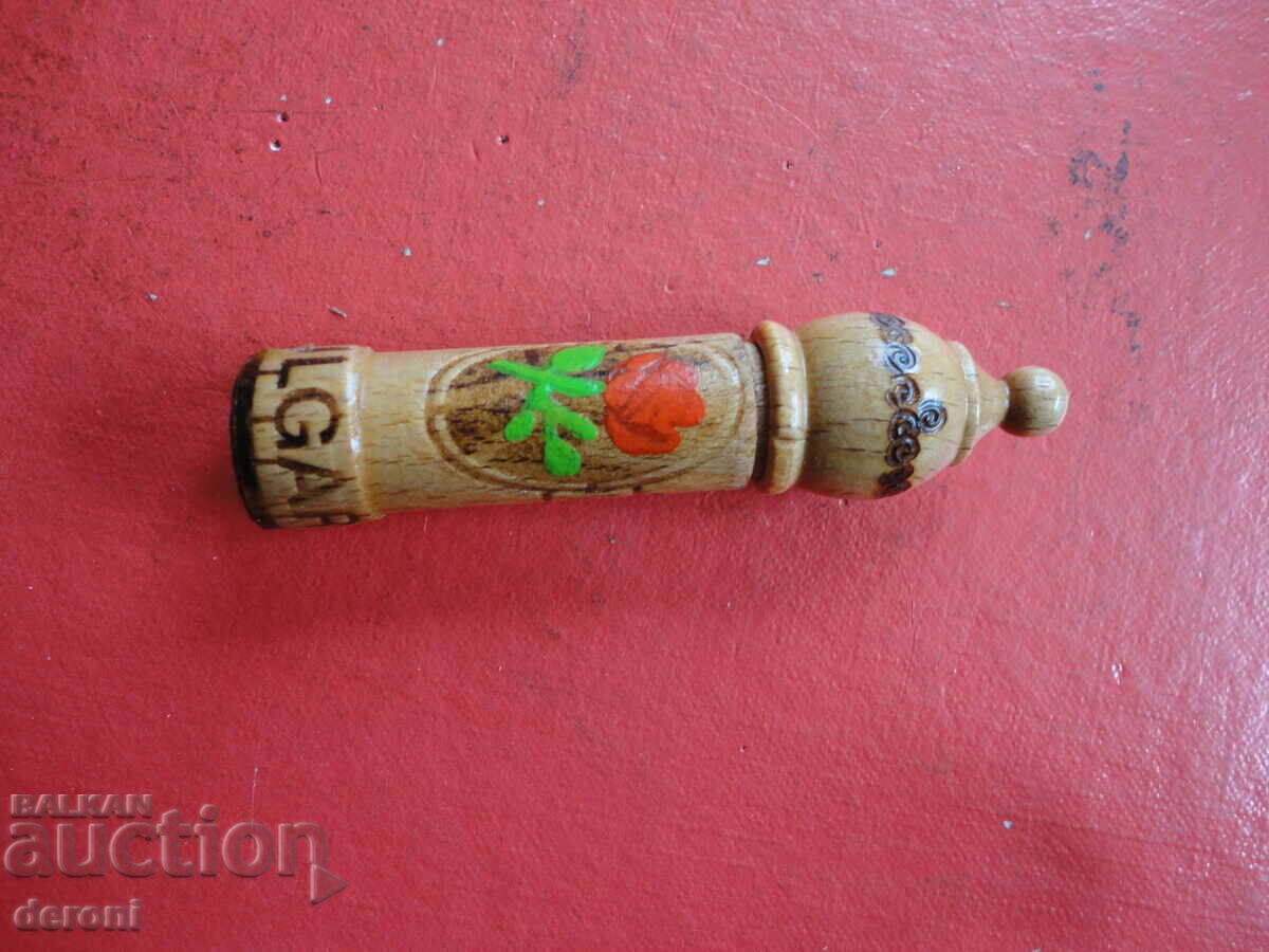 Delivery of Rose Musk Oil