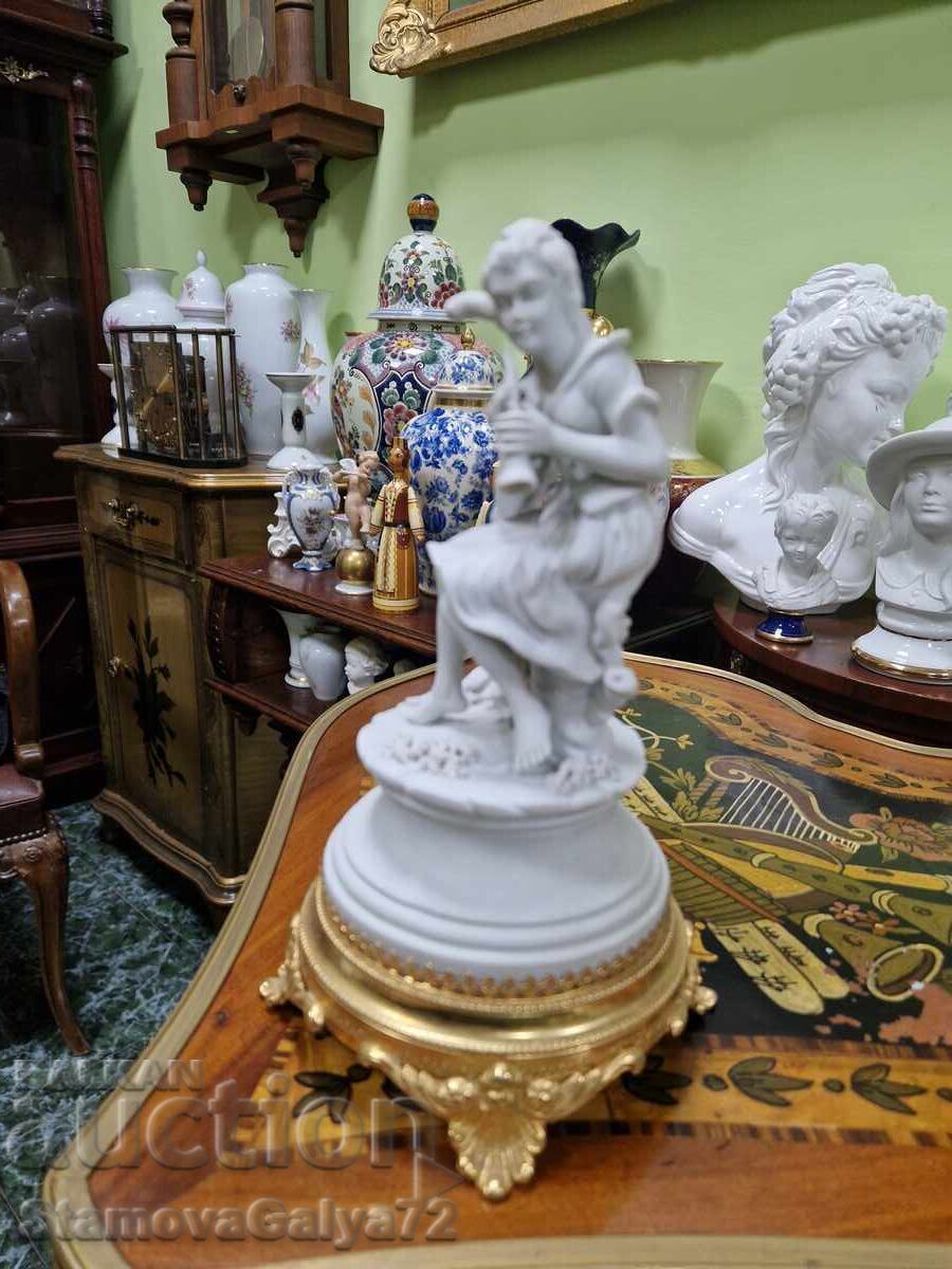 Stunning Italian Capodimonte Porcelain Figurine Statue - 5