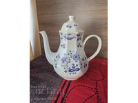 Kettle from the "Blue Onion" series