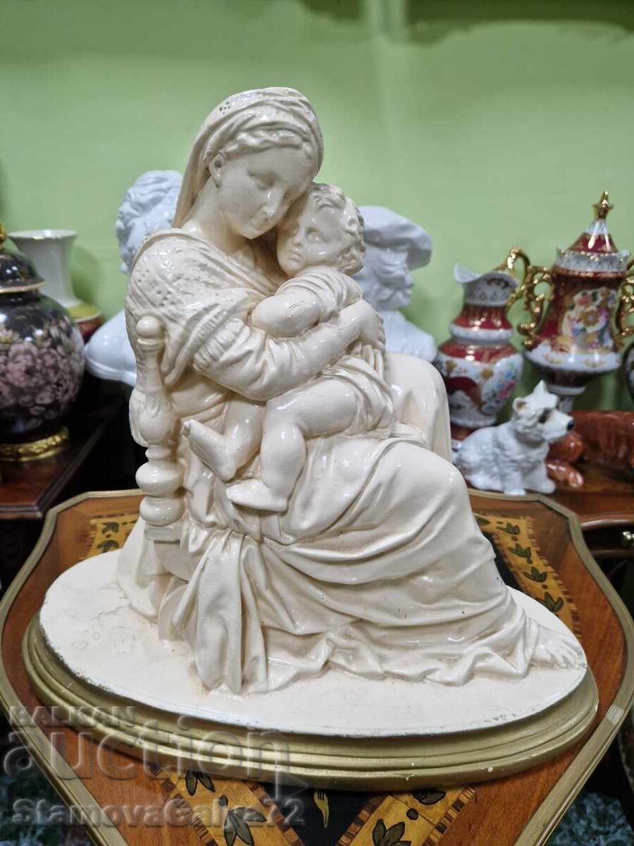 Auction  Large ceramic figure statuette composition