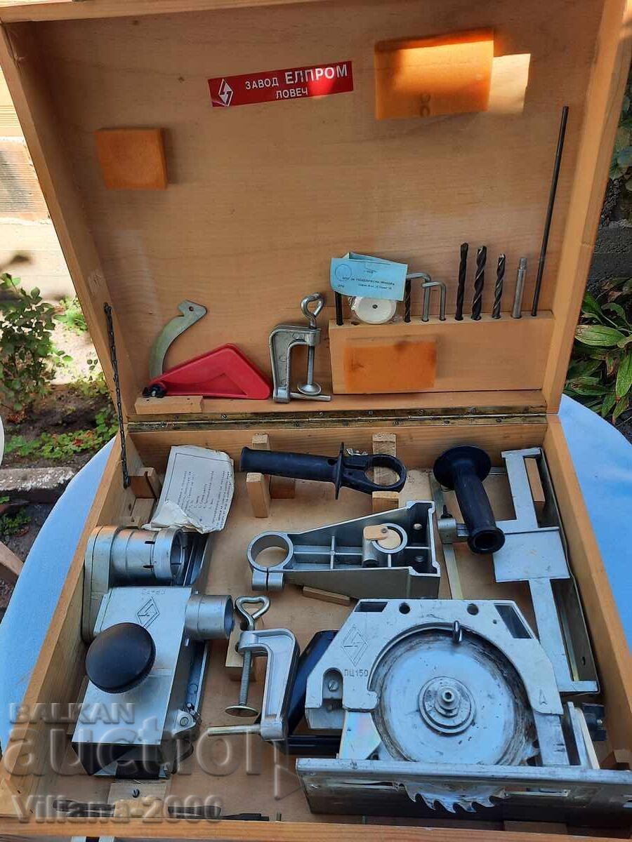 Εργαλεία Ξυλουργού 1982 με τιμή 50.00 BGN | € 25.56 Εργαλεία Ξυλουργού 1982 με τιμή 50.00 BGN | € 25.56