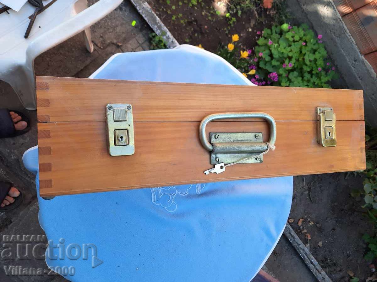 Παράδοση Εργαλεία Ξυλουργού 1982 Παράδοση Εργαλεία Ξυλουργού 1982