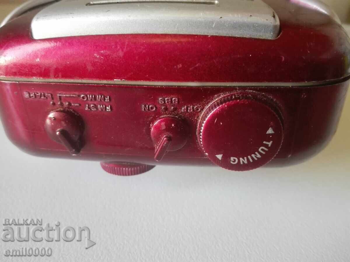 Auction  Old Tevion Walkman