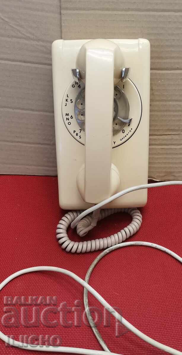 Ретро телефон Ретро телефон