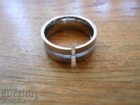 Medical steel ring with crystal