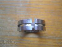 Medical steel ring with crystal