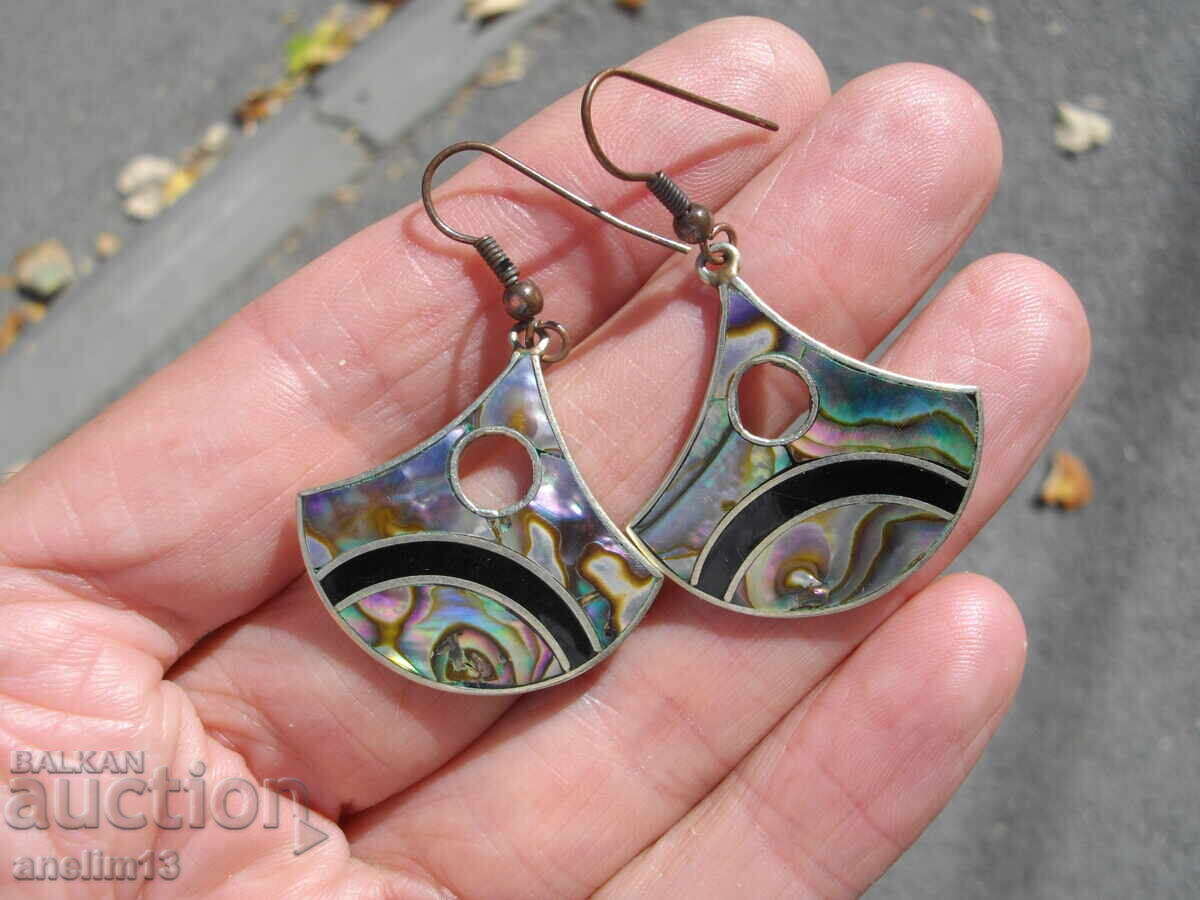 СТАРИ ОБЕЦИ С КРАЛСКИ СЕДЕФ с цена 45.00 лв. | € 23.01 СТАРИ ОБЕЦИ С КРАЛСКИ СЕДЕФ с цена 45.00 лв. | € 23.01