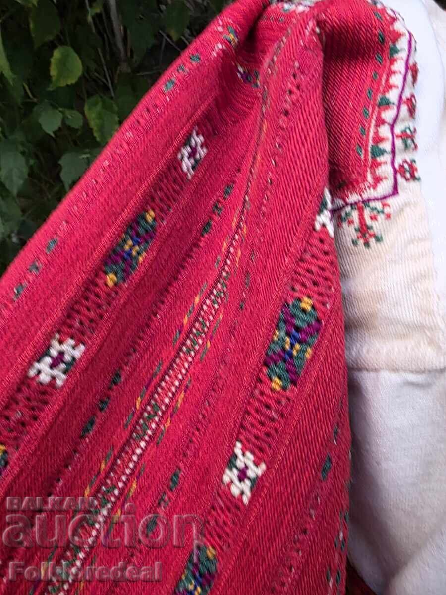 Доставка на Кошула и скутина од Силево, уникатни, музејски елементи