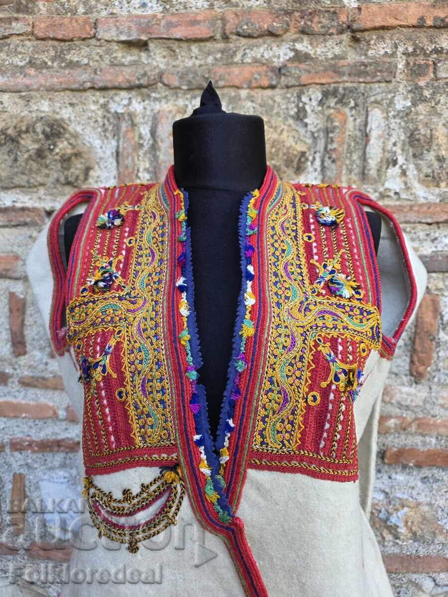 Невестински клашеник за Смилевска Мијачка носија с цена 3600.00 лв. | € 1840.65 Невестински клашеник за Смилевска Мијачка носија с цена 3600.00 лв. | € 1840.65