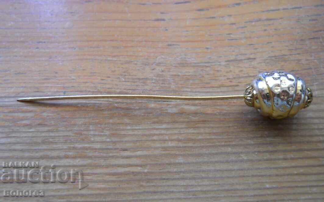 Старинна позлатена игла за шапка