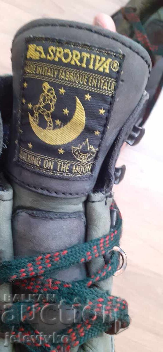 Auction  Leather Boots