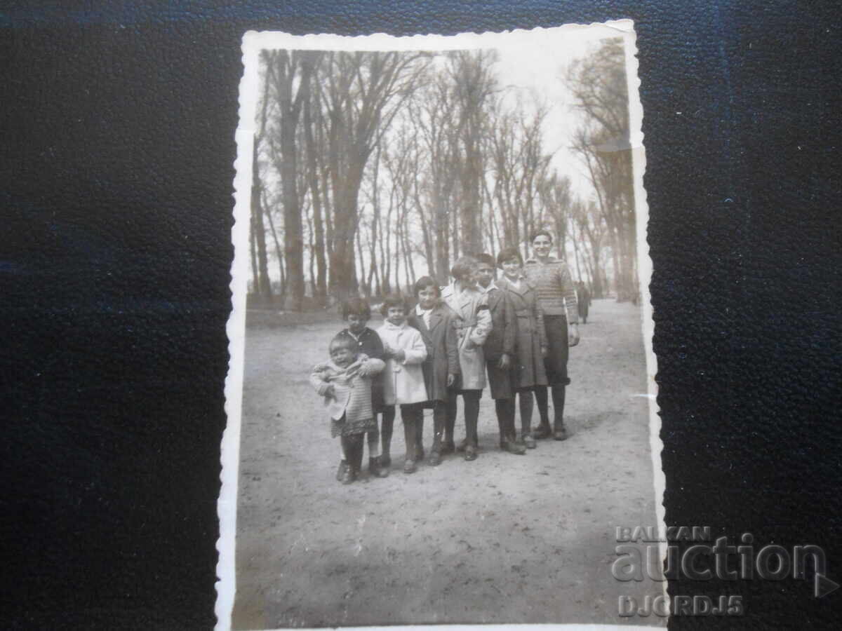 old photo with price 1.00 BGN | € 0.51 old photo with price 1.00 BGN | € 0.51