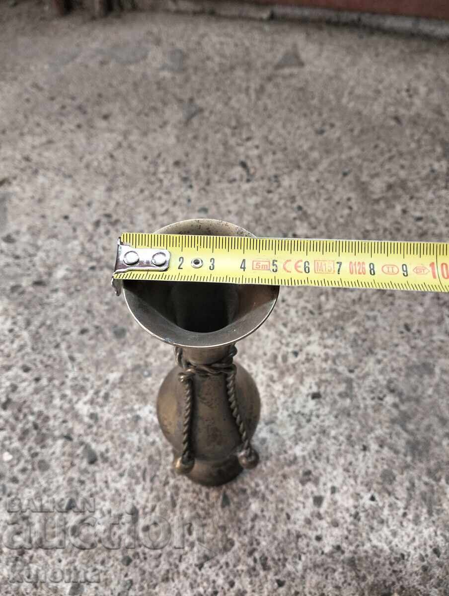 Δημοπρασία Χάλκινο βάζο