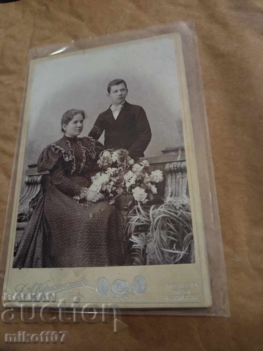 Fotografie din carton foto Dimitar Karastoyanov Fotografie din carton foto Dimitar Karastoyanov