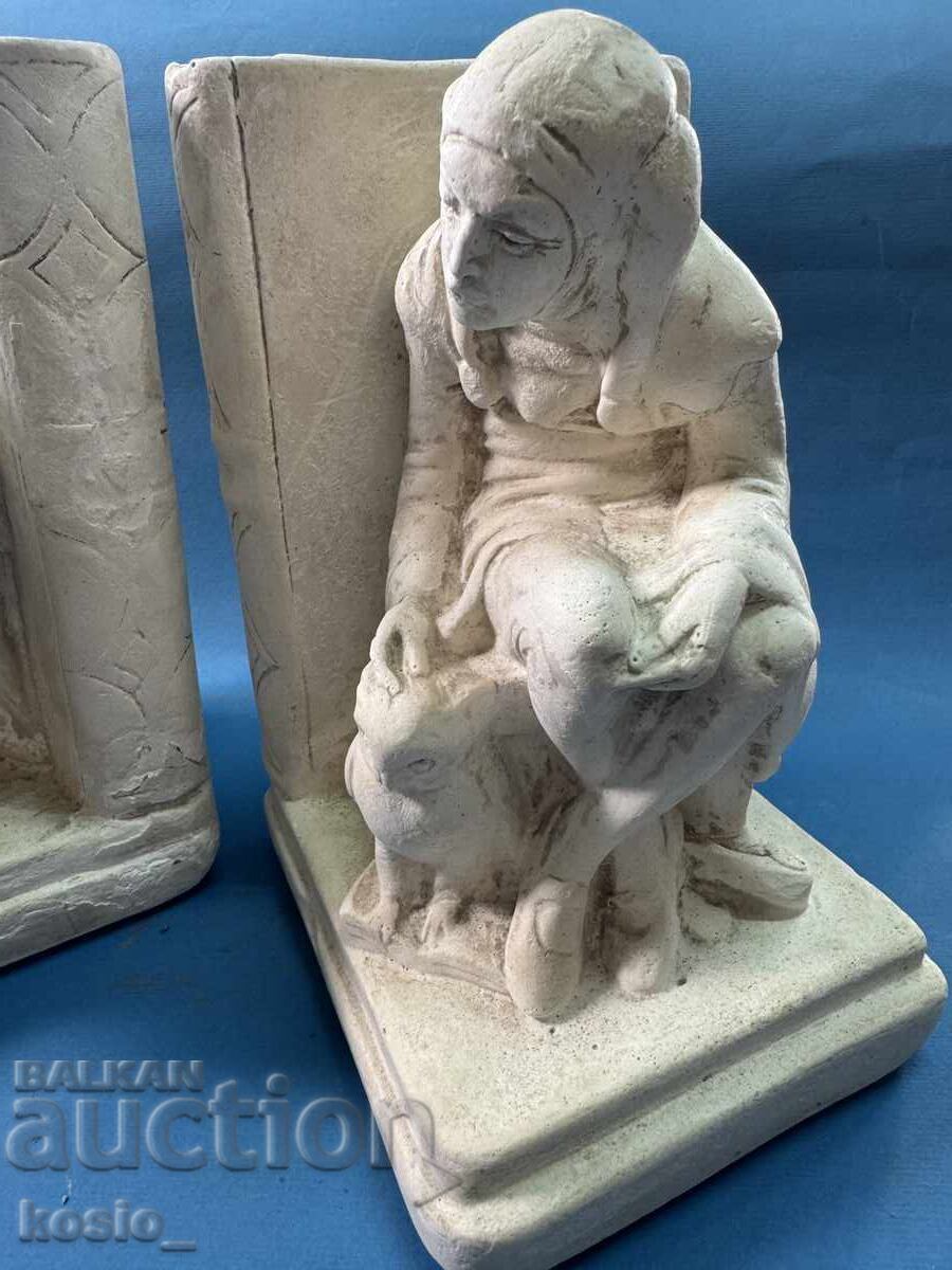 Book stands with price 40.00 BGN | € 20.45 Book stands with price 40.00 BGN | € 20.45