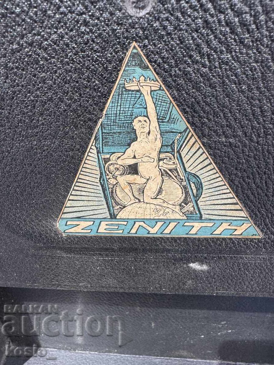 Zenith Hand-Crank Gramophone with price 230.00 BGN | € 117.60