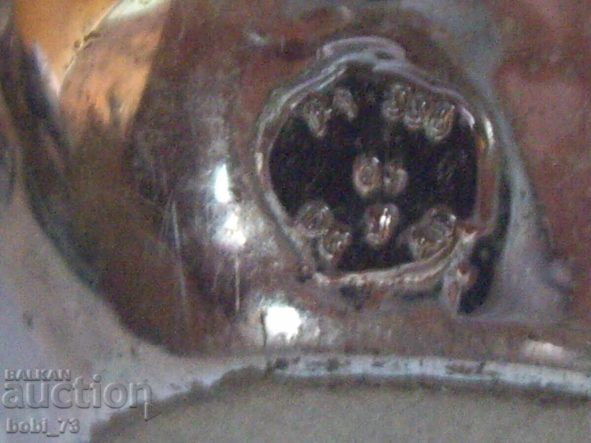 Παράδοση Φιγούρα σε ναργιλέ