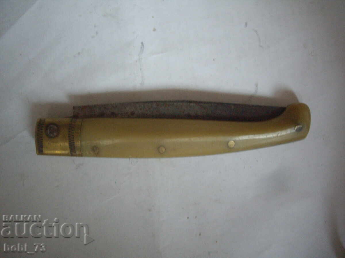 Παλιά, ενδιαφέρουσα ποδαράκι με τιμή 70.00 BGN | € 35.79