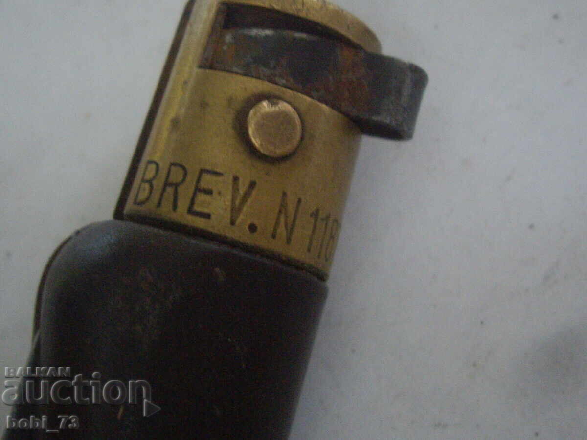 Livrarea Picior vechi interesant Livrarea Picior vechi interesant