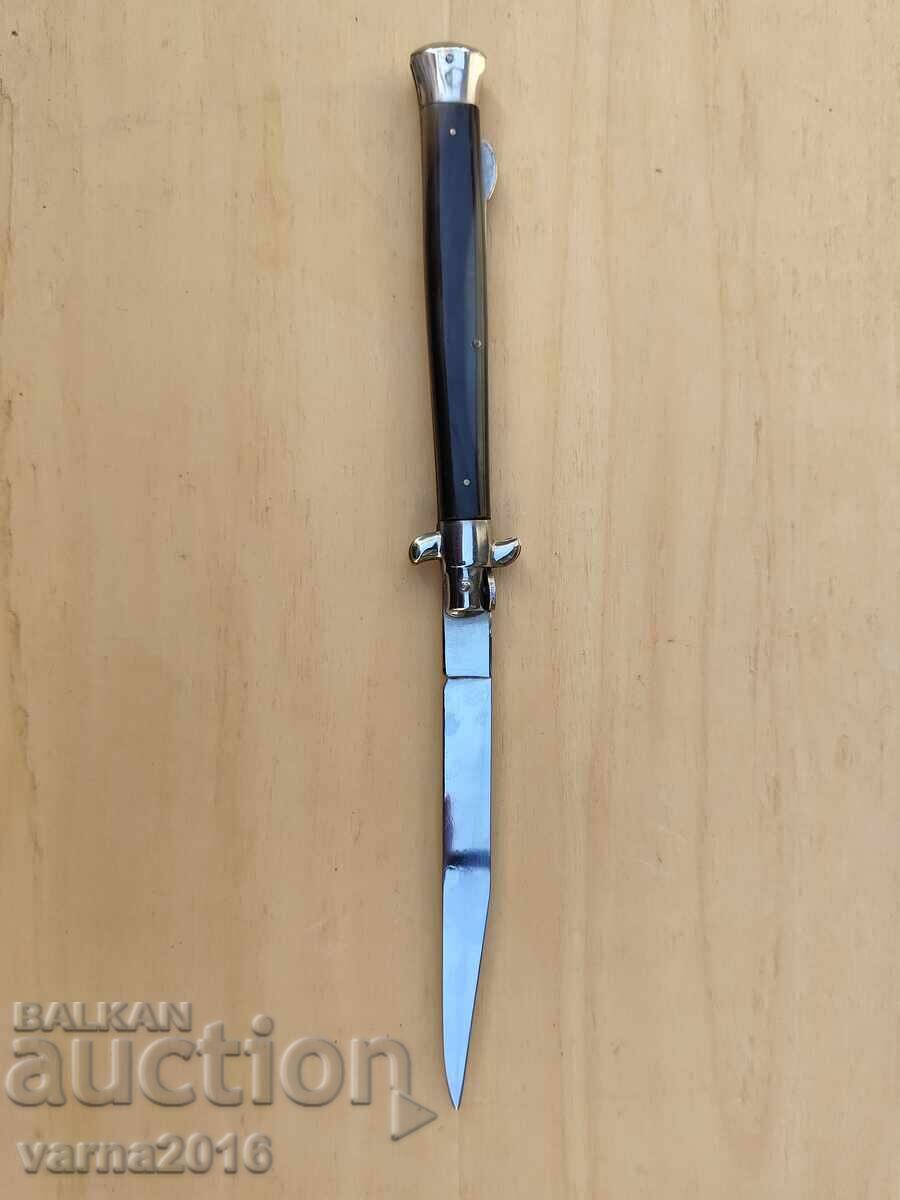 Delivery of Folding Knife Buffalo Horns Strong Tight