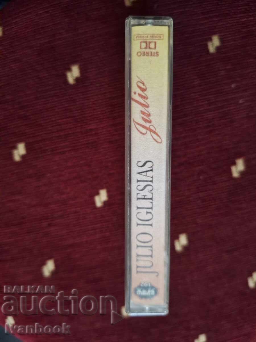 Аудио касета - Julio Iglesias с цена 3.00 лв. | € 1.53