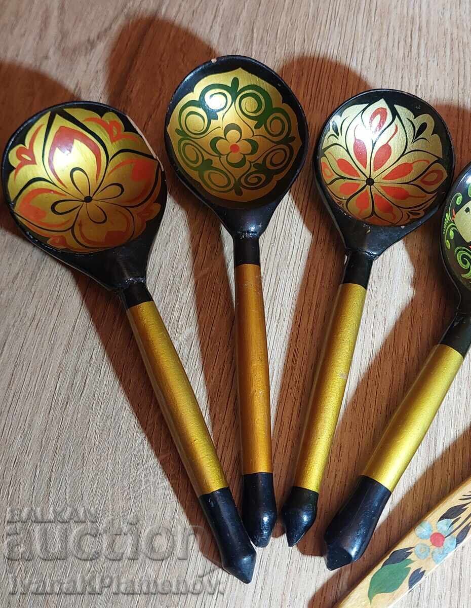 Delivery of Russian Khokhloma Souvenir Spoons, 5 Pieces, for Connoisseurs Delivery of Russian Khokhloma Souvenir Spoons, 5 Pieces, for Connoisseurs