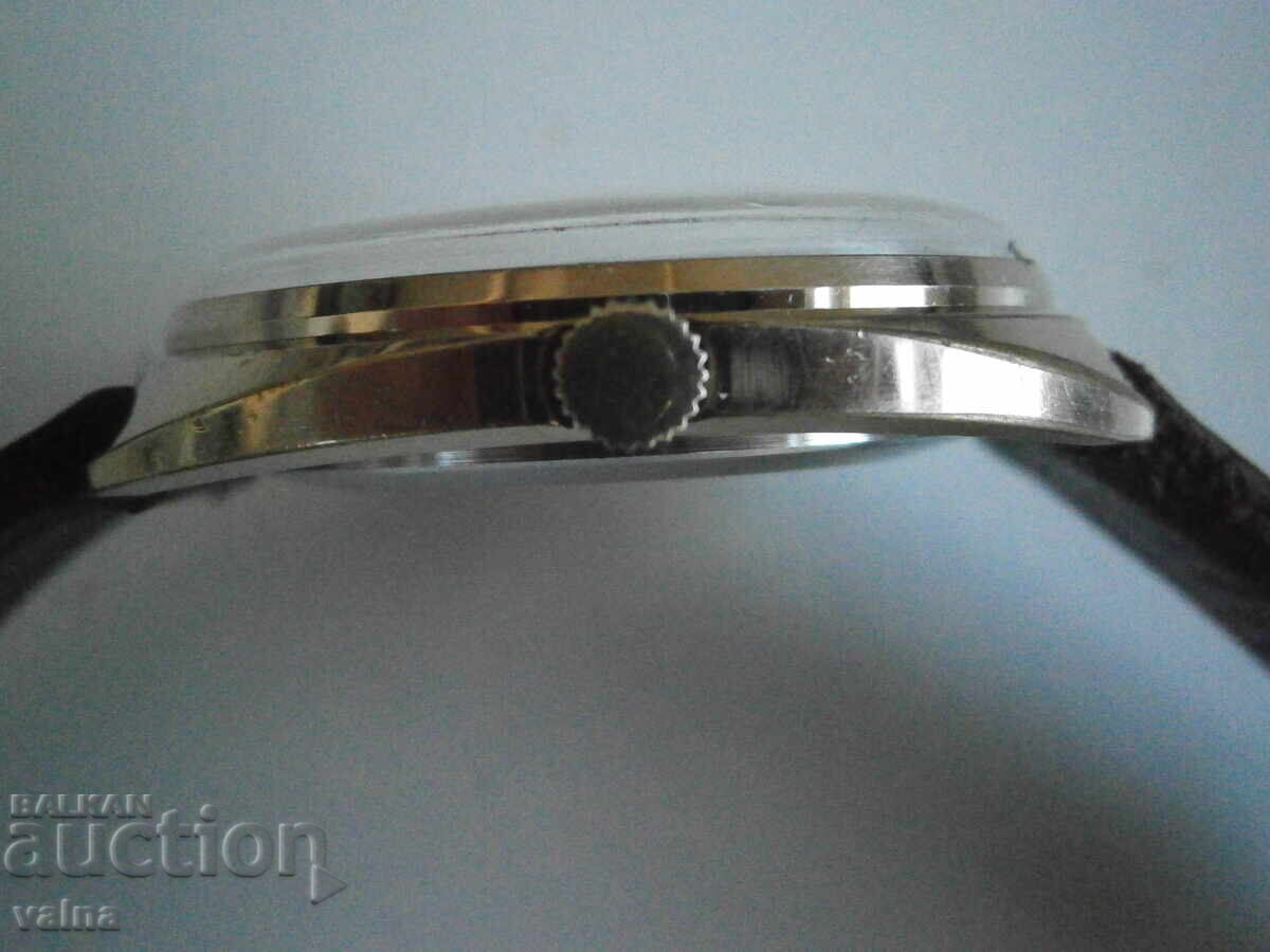 Delivery of RAKETA, 19 jewels, 2609 HA, USSR, Au, case XL - 39 mm! TOP!