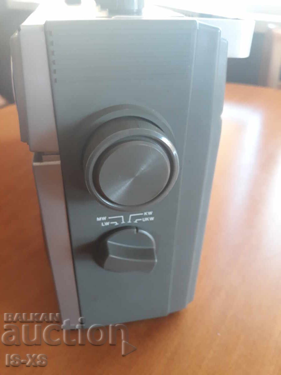 Auction Stereo radio cassette recorder UNIVERSUM CTR 1541 Auction Stereo radio cassette recorder UNIVERSUM CTR 1541