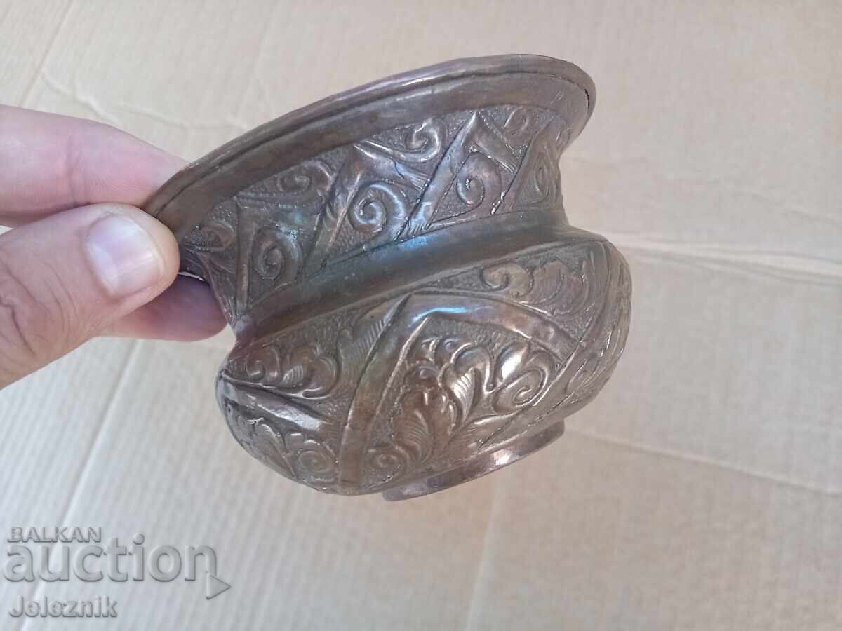Delivery of Rare Antique Copper Vessel - Handmade - 19th Century