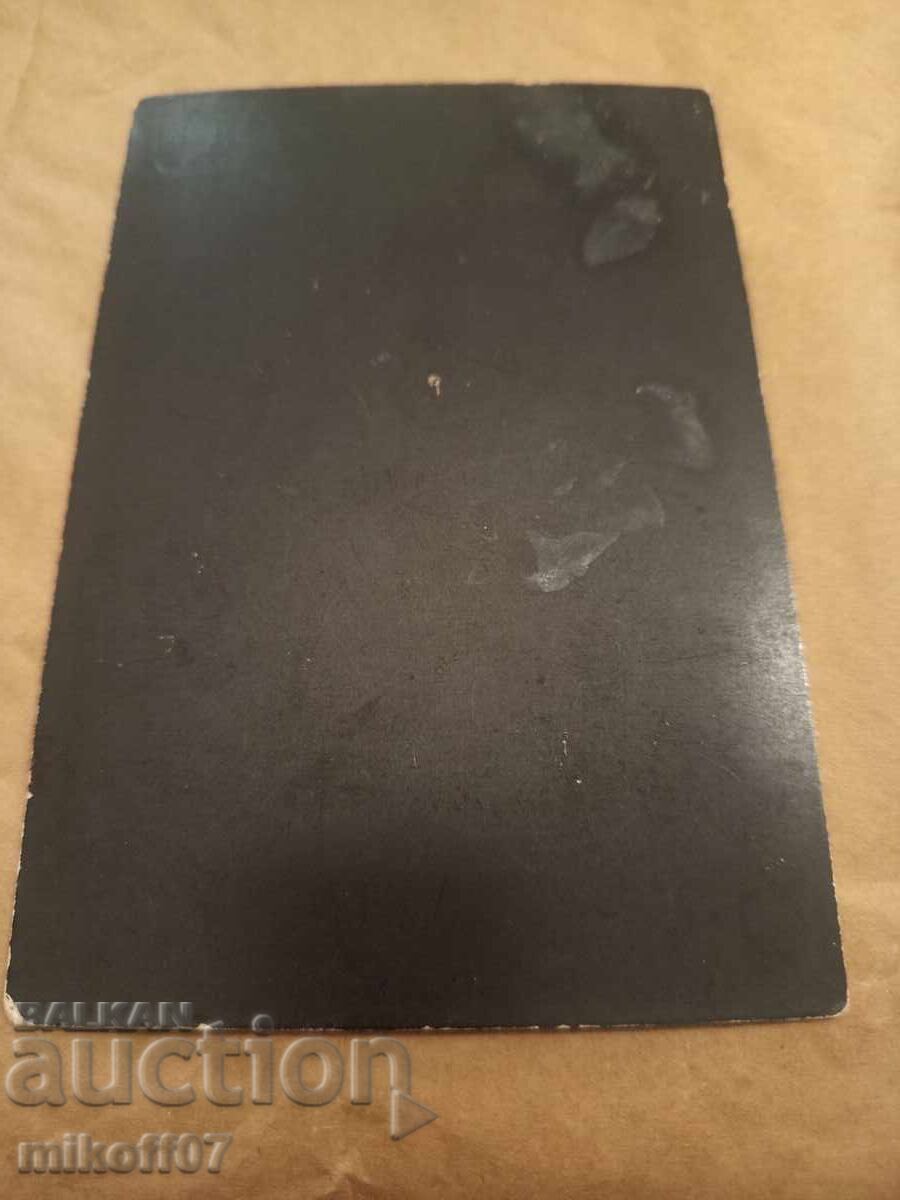 Photo cardboard photography Max Kessler with price 29.00 BGN | € 14.83 Photo cardboard photography Max Kessler with price 29.00 BGN | € 14.83