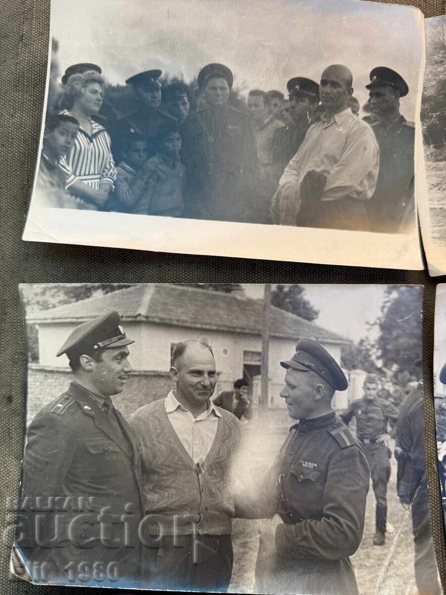 Fotografii cu părți rusești în Bulgaria cu preț 15.00 BGN | € 7.67