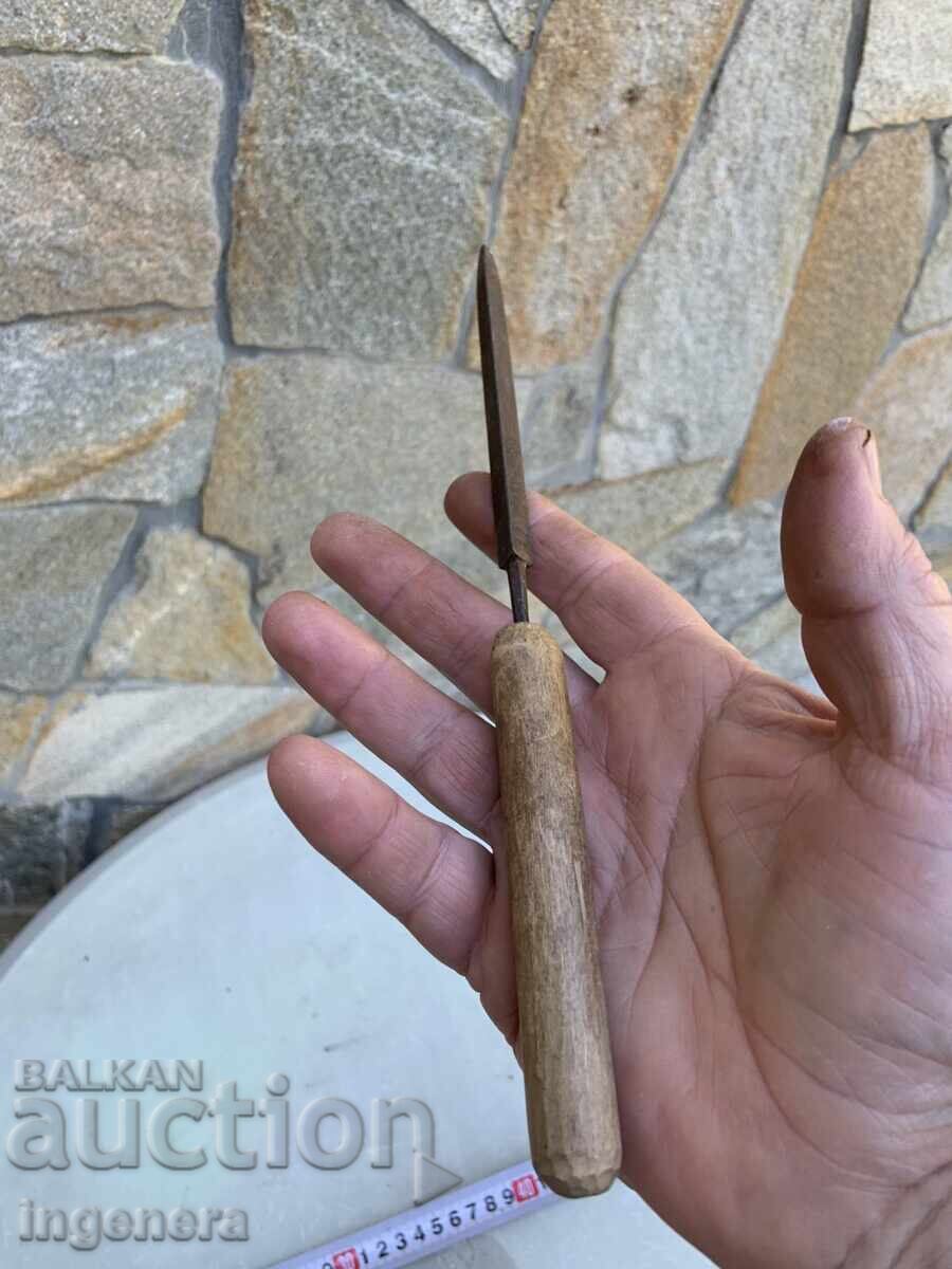 FERĂSTRĂU FIN TRIUNGHIULAR PENTRU MESTEȘUGARI - 5 FERĂSTRĂU FIN TRIUNGHIULAR PENTRU MESTEȘUGARI - 5