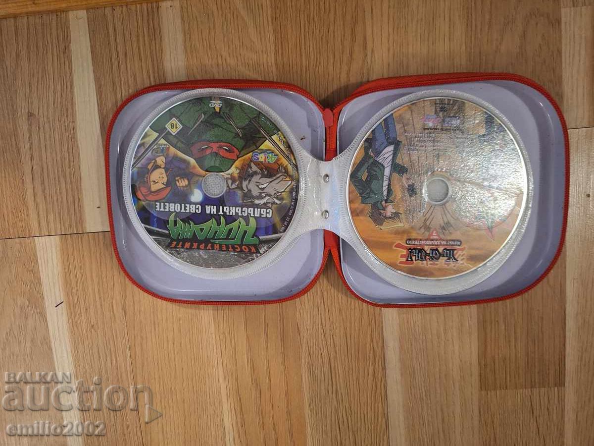 Анимационни филми на ДВД в класьор 10бр. - 5 Анимационни филми на ДВД в класьор 10бр. - 5