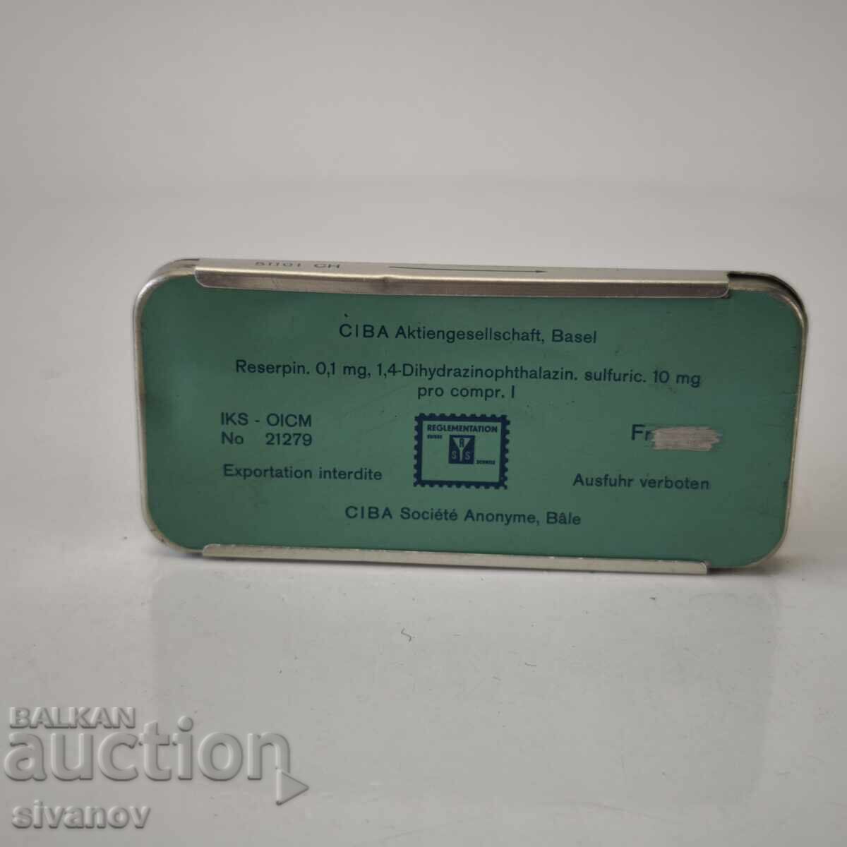 Παλιό μεταλλικό κουτί φαρμάκου Adalphin #6205 με τιμή 14.99 BGN | € 7.66