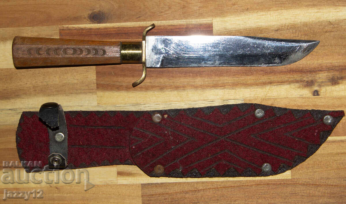 Licitație Cuțit de vânătoare vechi, mâner de lemn