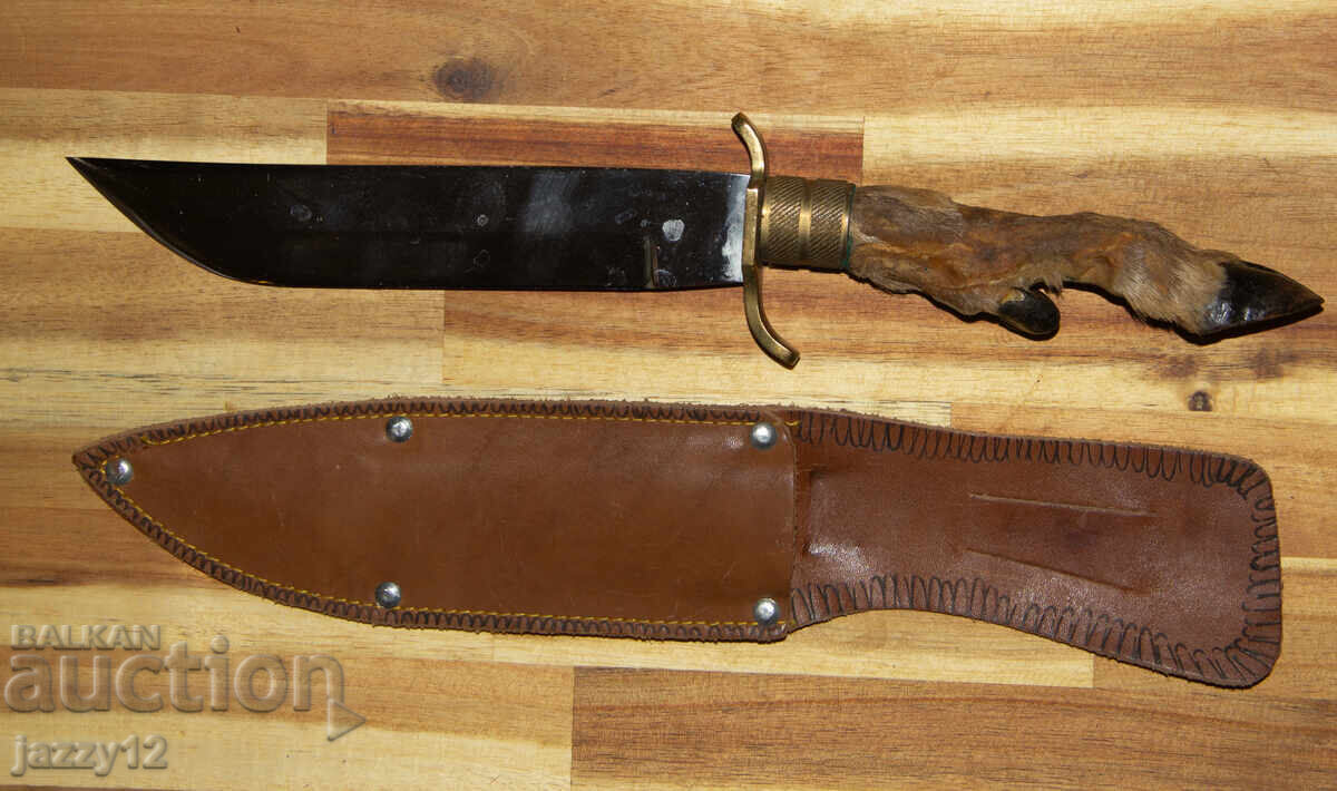 Solid hunting knife with a hoof handle with price 160.00 BGN | € 81.81