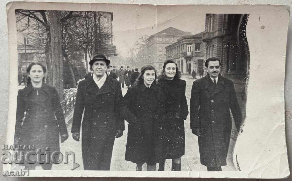 Sofia Photography in front of the Military Club Sofia Photography in front of the Military Club