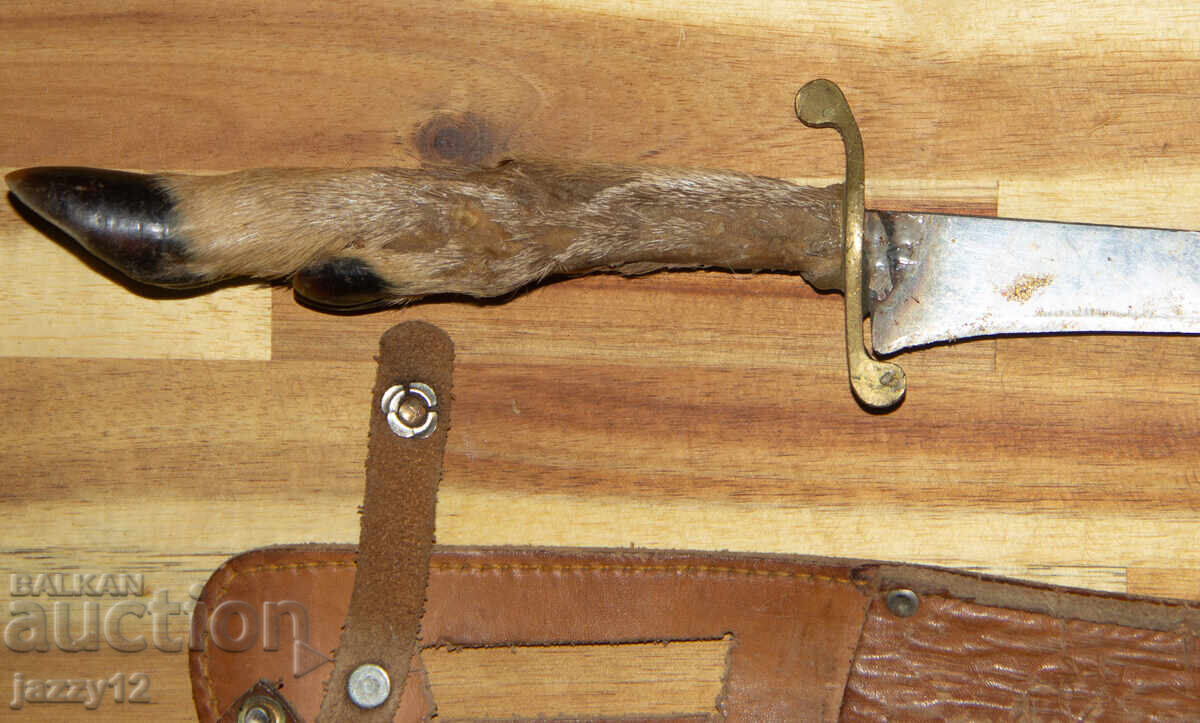 Livrarea Cuțit de vânătoare solid cu mâner din copită Livrarea Cuțit de vânătoare solid cu mâner din copită