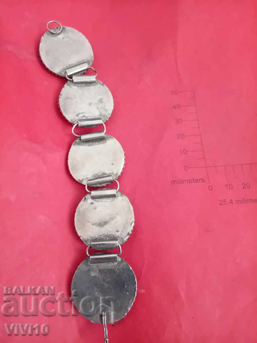 Antique bracelet with mother of pearl with price 30.00 BGN | € 15.34