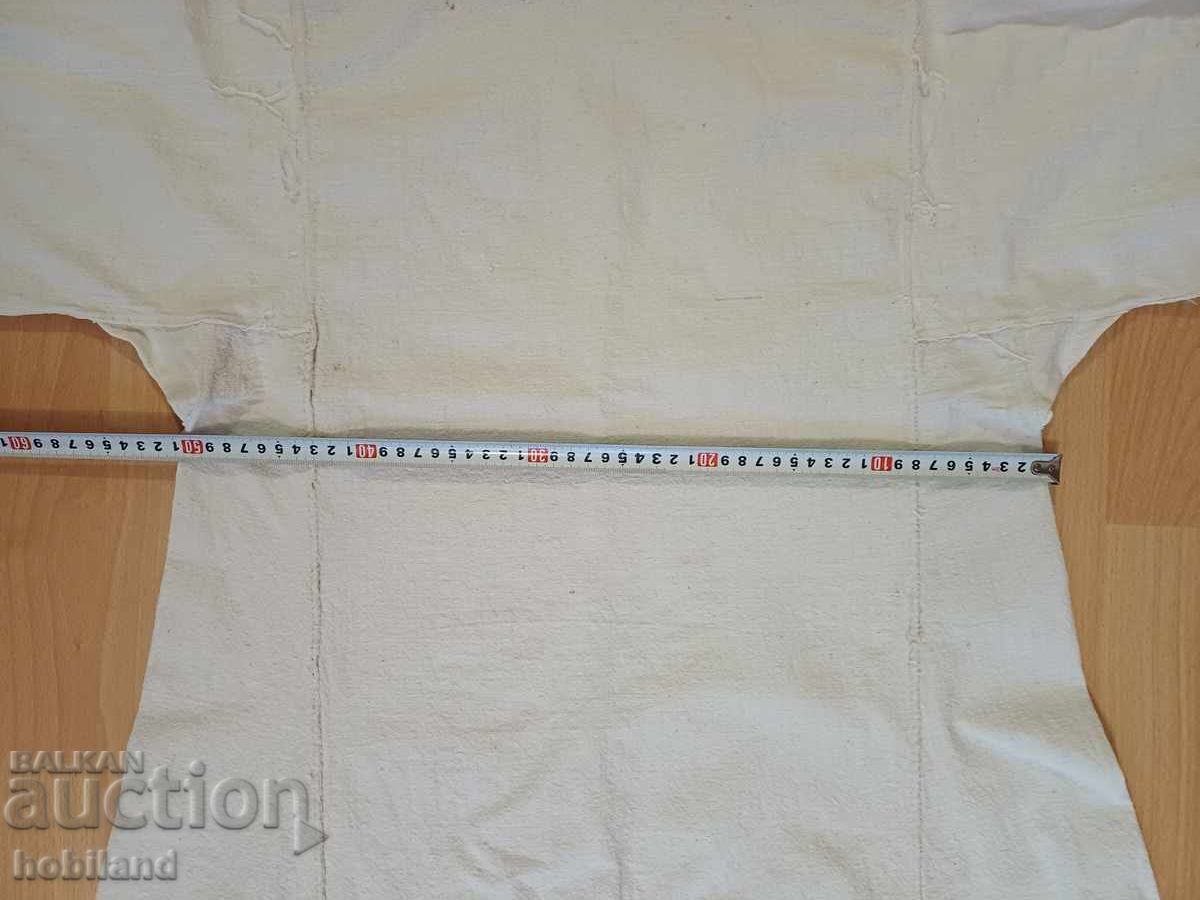 Доставка на Женска риза от чеиз. ЛЕН. Доставка на Женска риза от чеиз. ЛЕН.