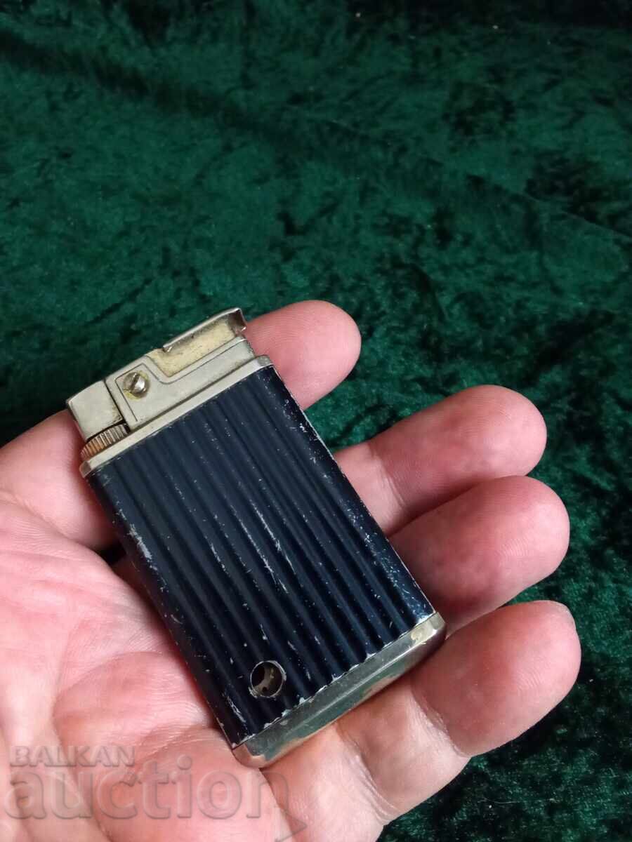 Musical Lighter Royal Musical Lighter, Sankyo Mus with price 36.00 BGN | € 18.41