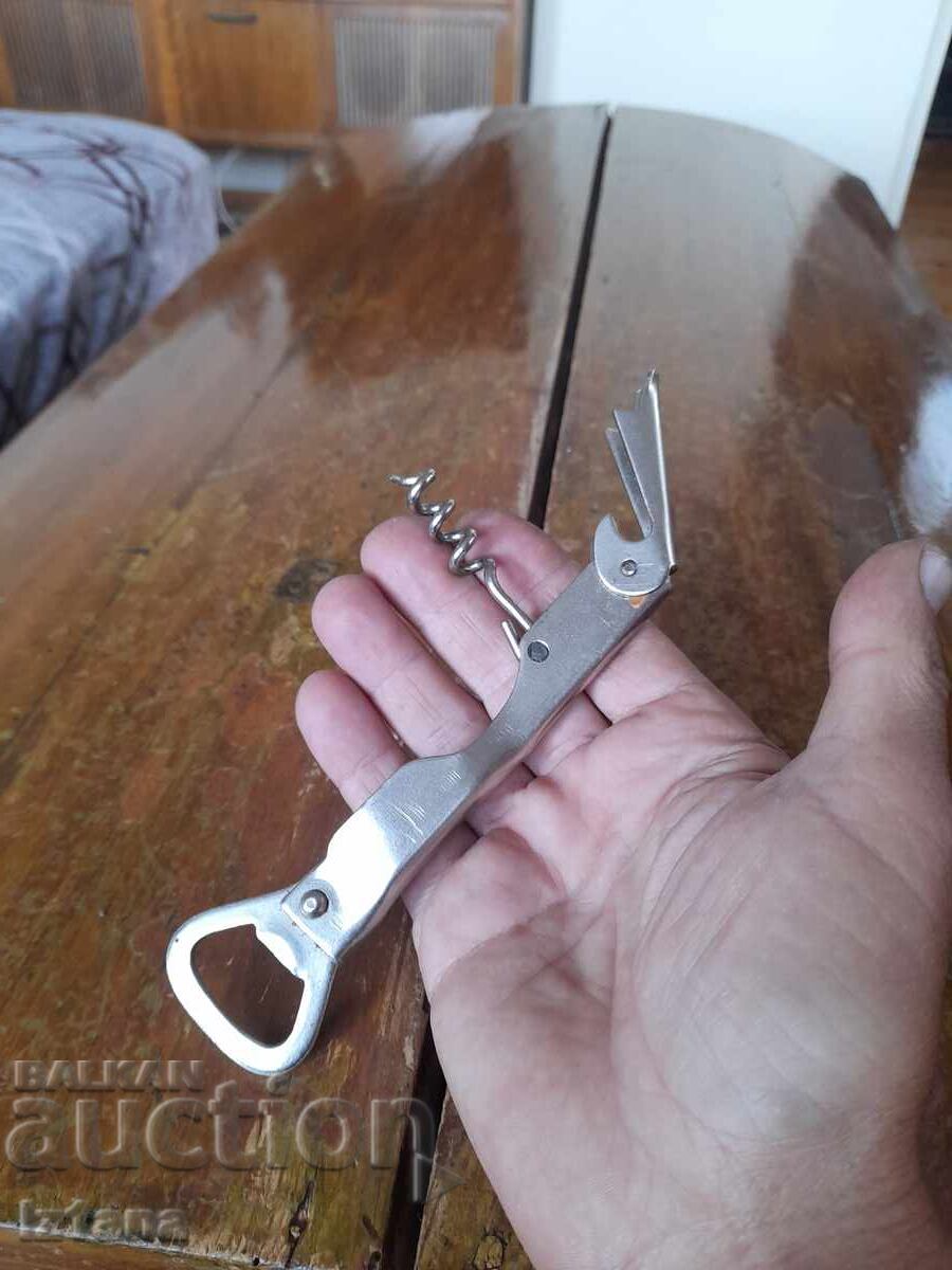 Παράδοση Παλιό ανοιχτήρι, τιρμπουσόν Zagorka