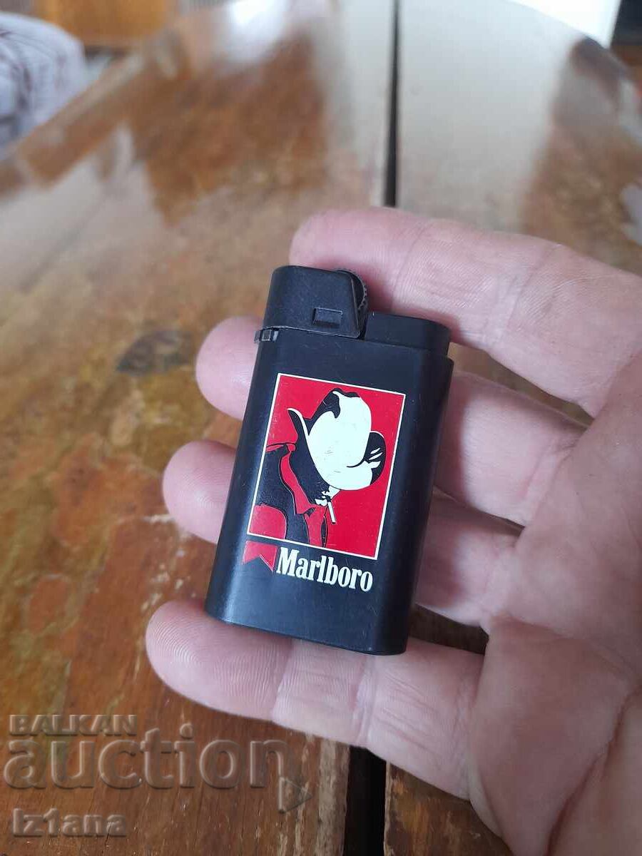 Παλιό αναπτήρας Marlboro, Djeep με τιμή 22.00 BGN | € 11.25 Παλιό αναπτήρας Marlboro, Djeep με τιμή 22.00 BGN | € 11.25