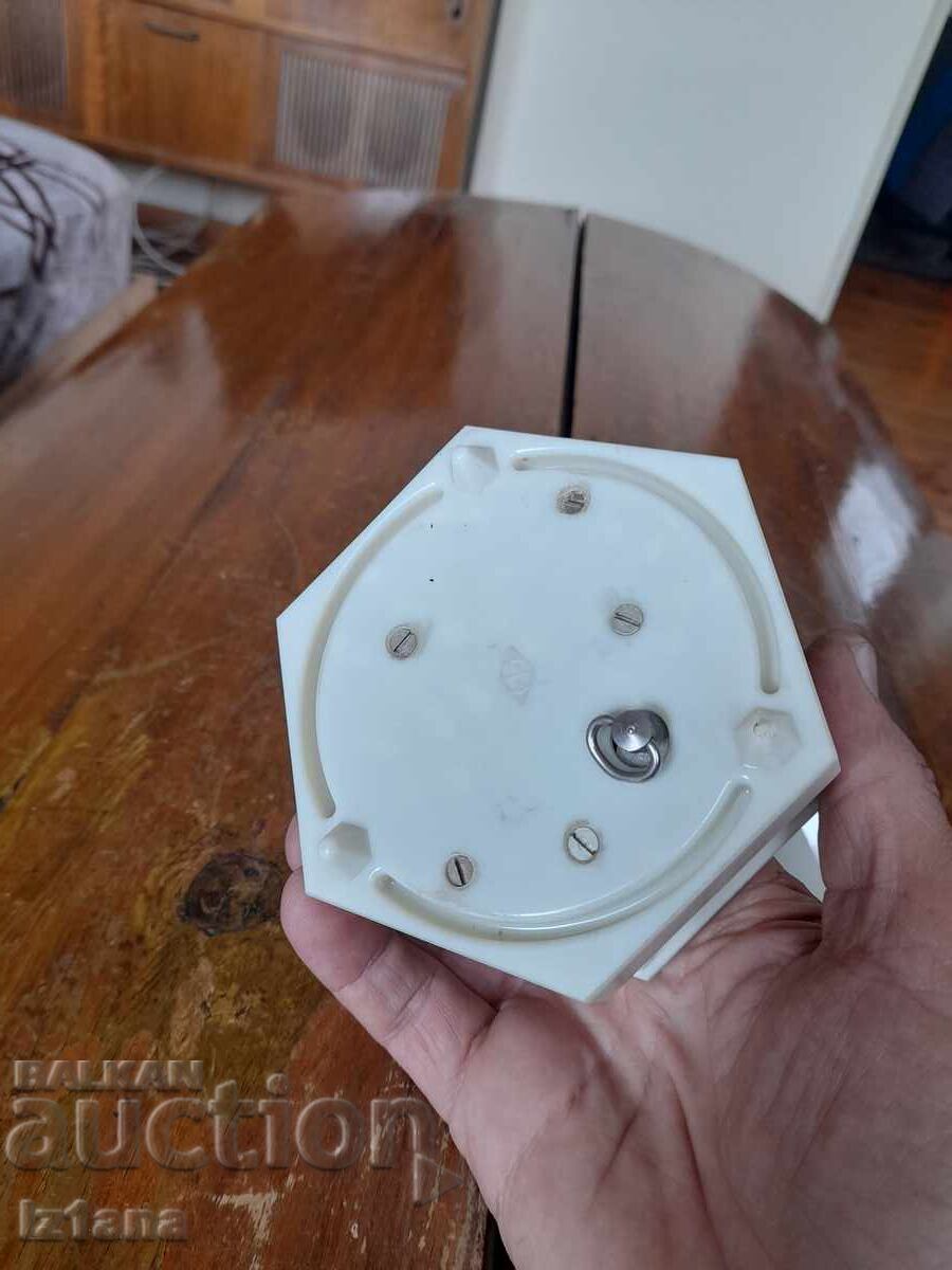 Delivery of Old music box for jewelry