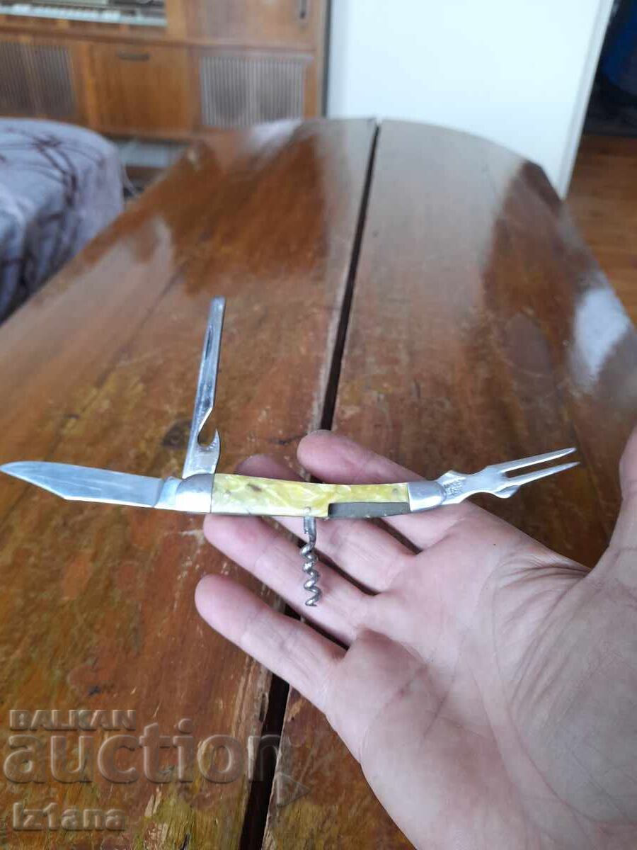 Delivery of Old pocket knife, blade, blade