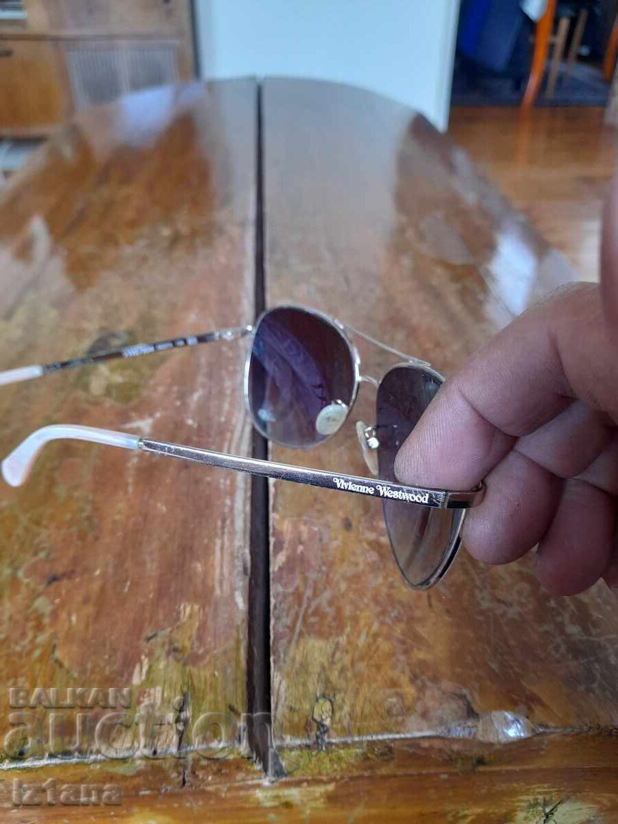 Livrarea Ochelari de soare vintage Vivienne Westwood